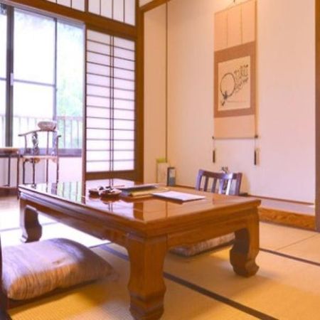 Kaikake Onsen Ryokan Yuzawa  Exterior foto